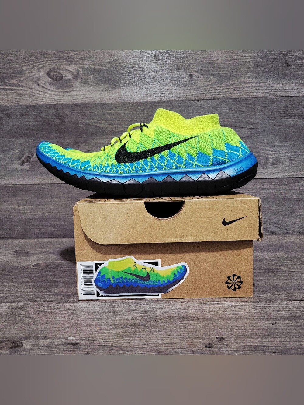 Nike Free Flyknit 3.0 Mens 9.5 Volt Electric Lime Green 636232-700 - Picture 3 of 5